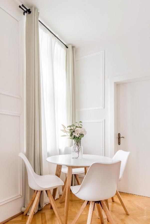 Designer Apartments Near Schoenbrunn Vienna Exterior photo